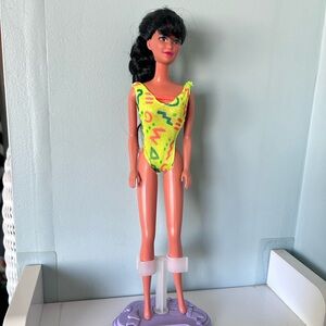 Barbie Hawaiian Fun Kira